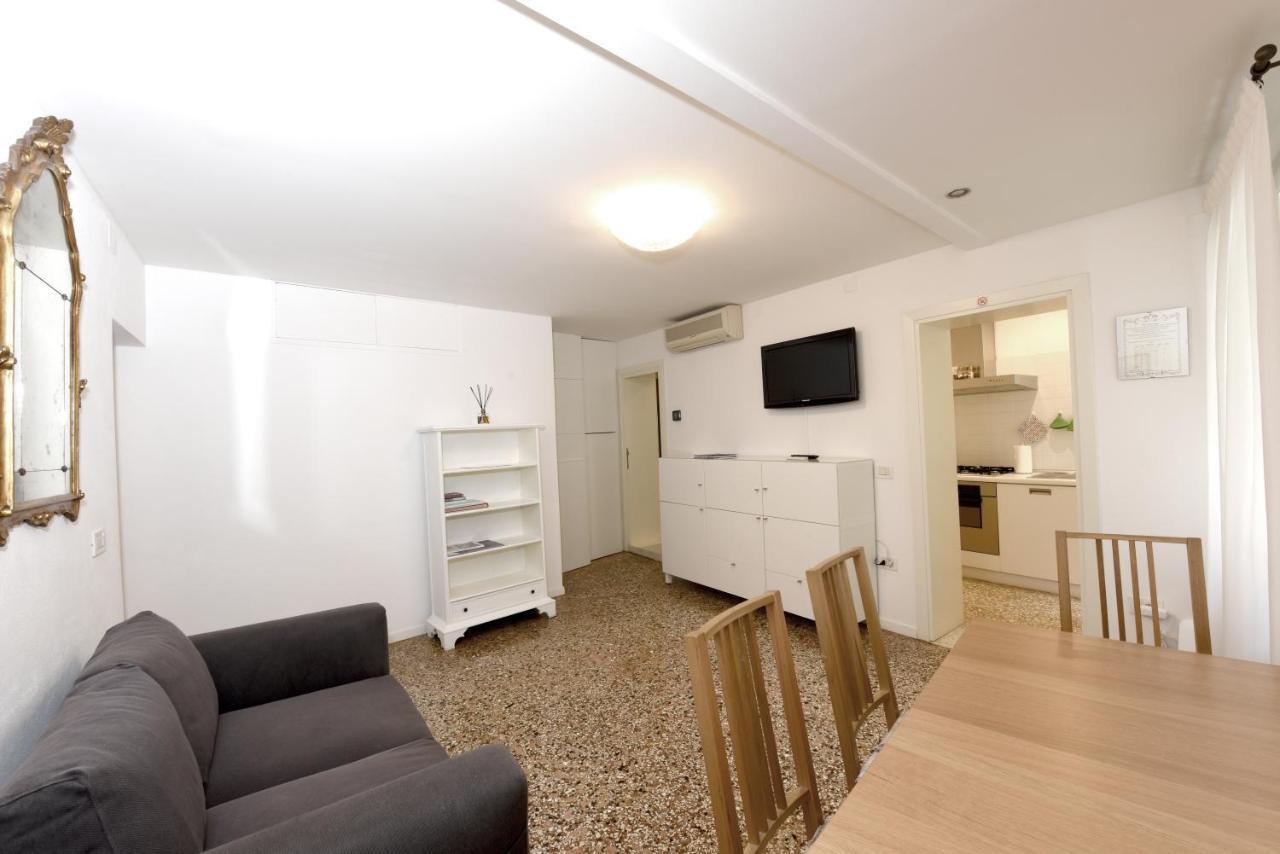 Casa Ai Greci - Central Apt In Castello ヴェネツィア エクステリア 写真