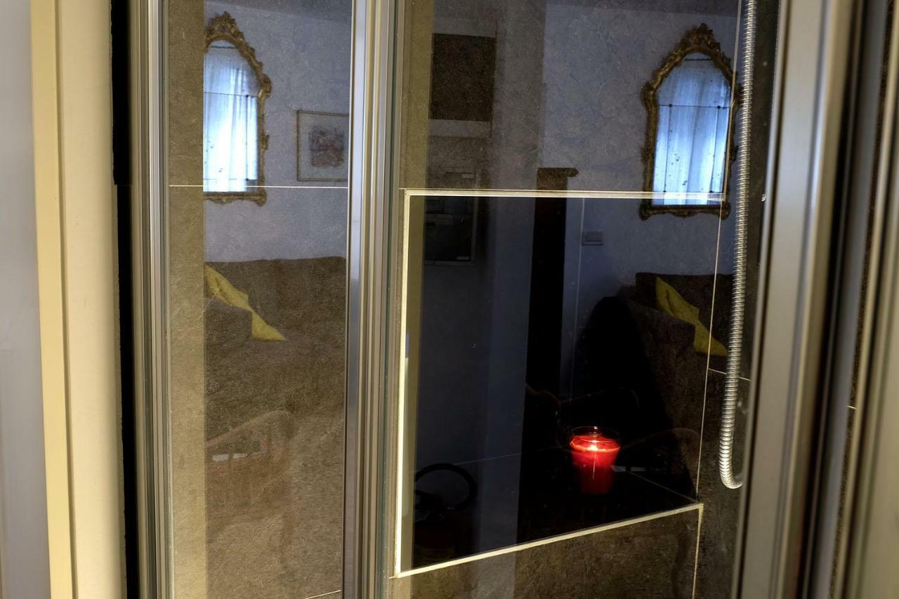 Casa Ai Greci - Central Apt In Castello ヴェネツィア エクステリア 写真